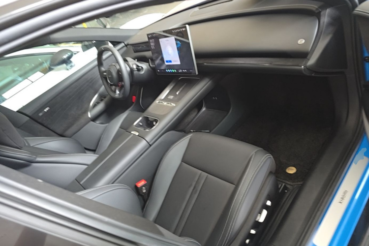 2026 #24 2026 immagine di auto #24