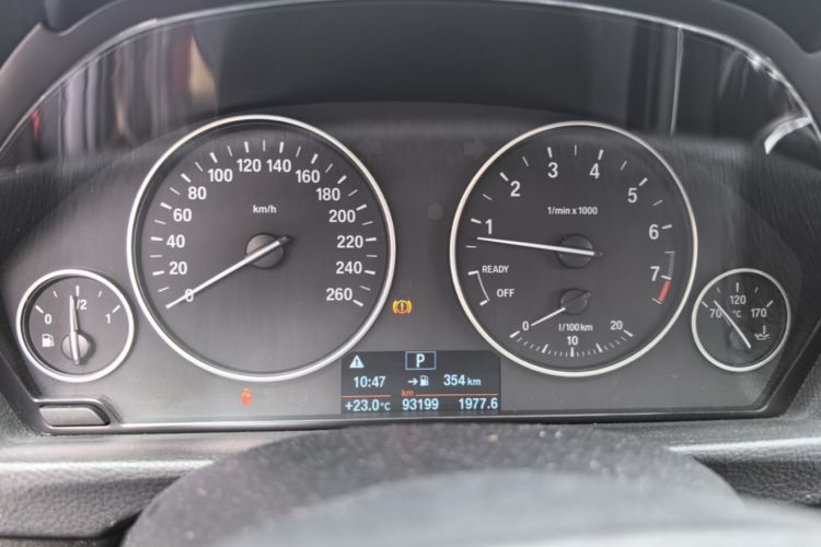 BMW 3 Series 2017 #12 BMW 3 Series 2017 car image #12