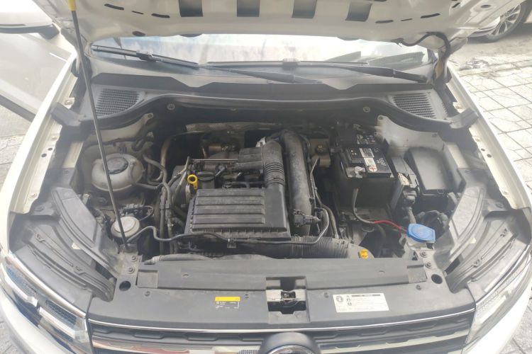 Volkswagen Tharu 2023 car image #18