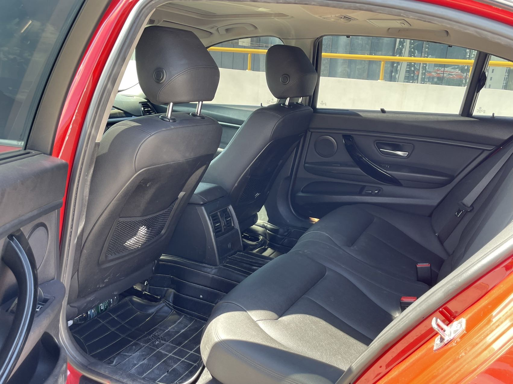 BMW 3 Series 2017 #6 BMW 3 Series 2017 car image #6