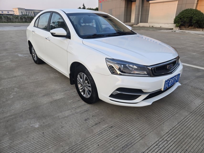 GEELY Emgrand 2019 #2 GEELY Emgrand 2019 صورة سيارة #2