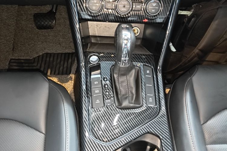 Volkswagen Tharu 2020 car image #18