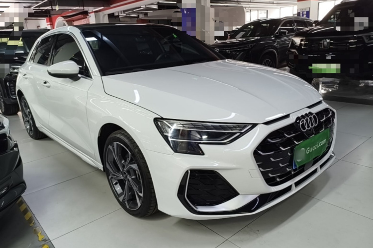 Audi A3 2025 صورة سيارة #4