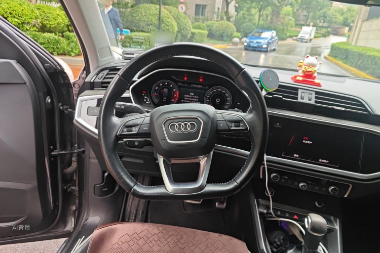 Audi Q3 2021 #12 Audi Q3 2021 car image #12
