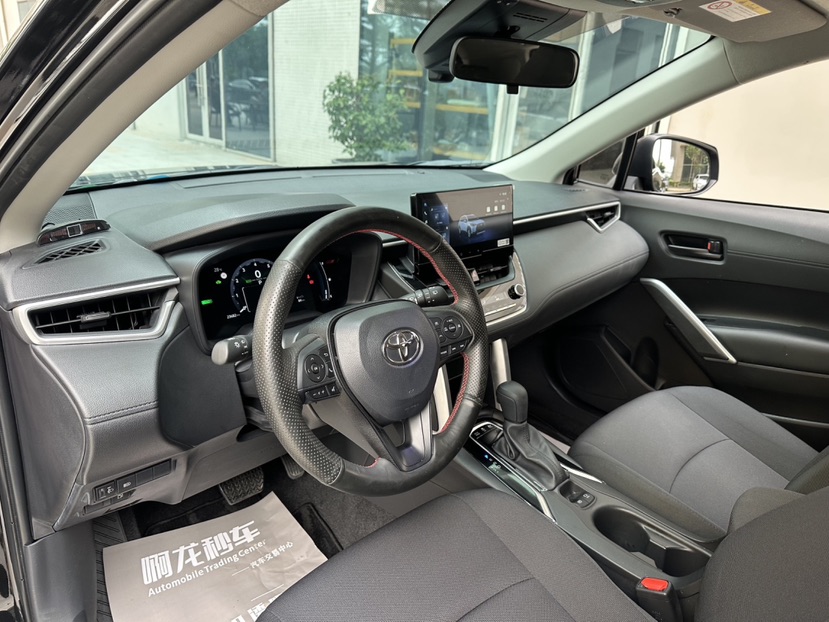 Toyota Corolla Cross 2024 car image #8