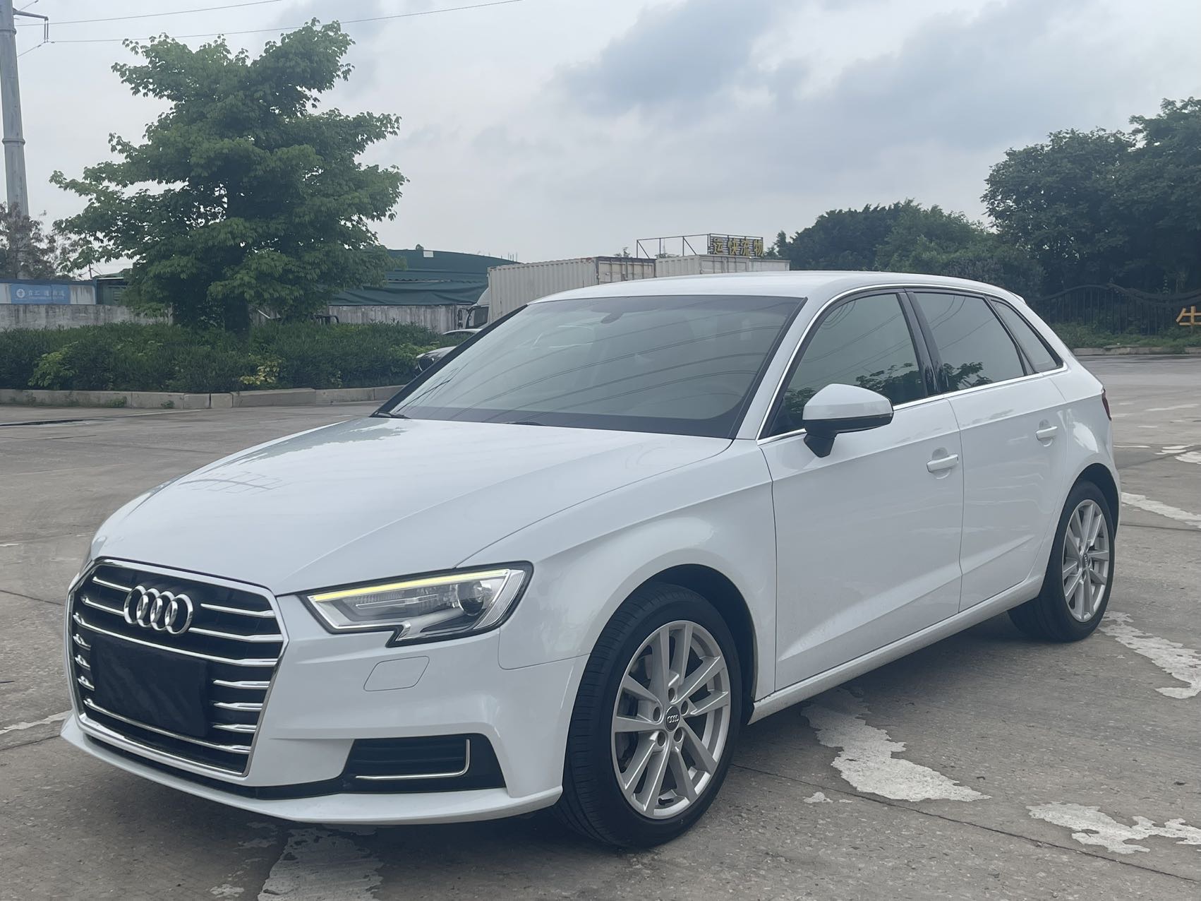 2019 2019 car image