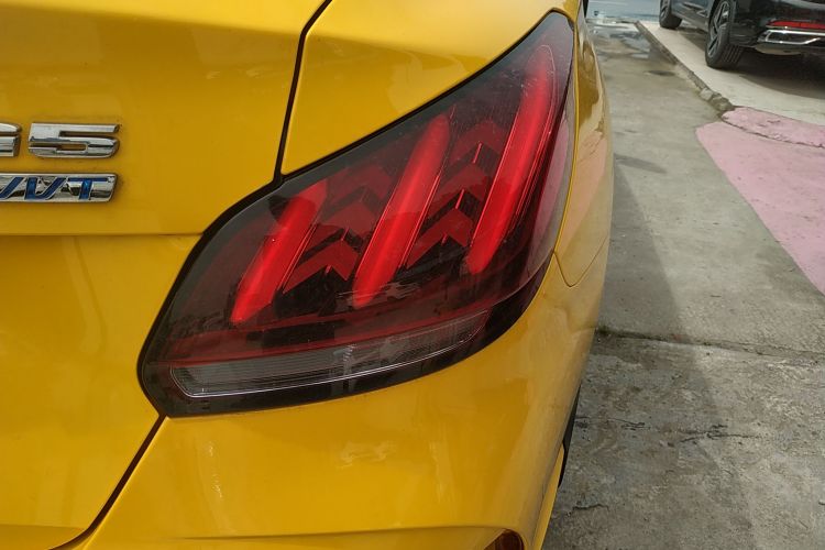 MG 5 2021 car image #8