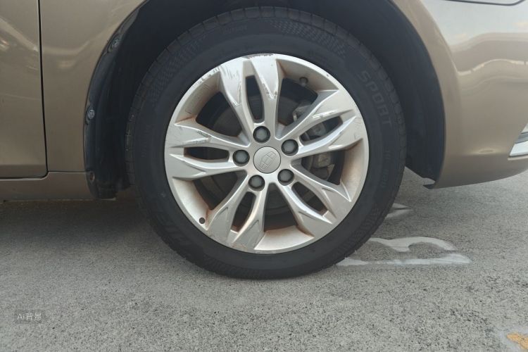 GEELY Emgrand 2015 car image #9