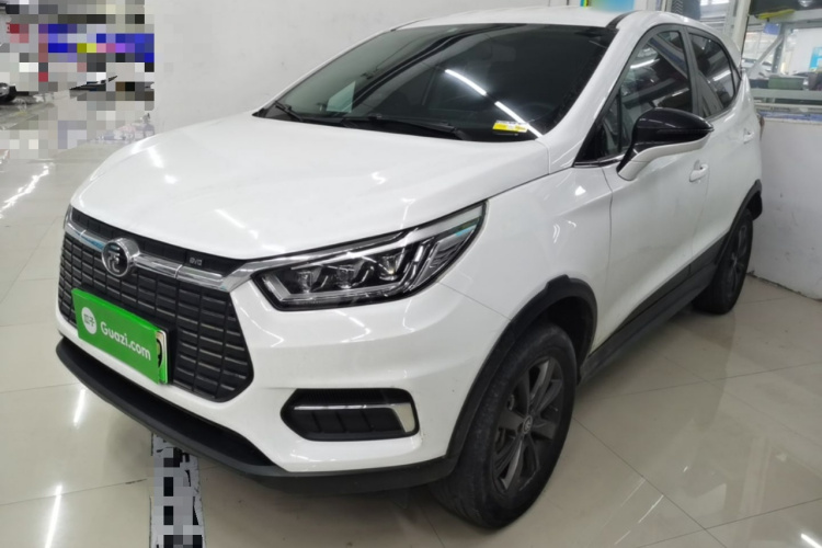 BYD Yuan New Energy 2019 #2 BYD Yuan New Energy 2019 car image #2