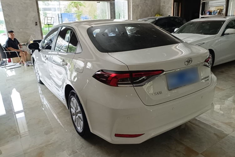 Toyota Corolla 2020 immagine di auto #5