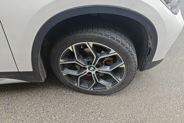 BMW X1 2020 car image #9