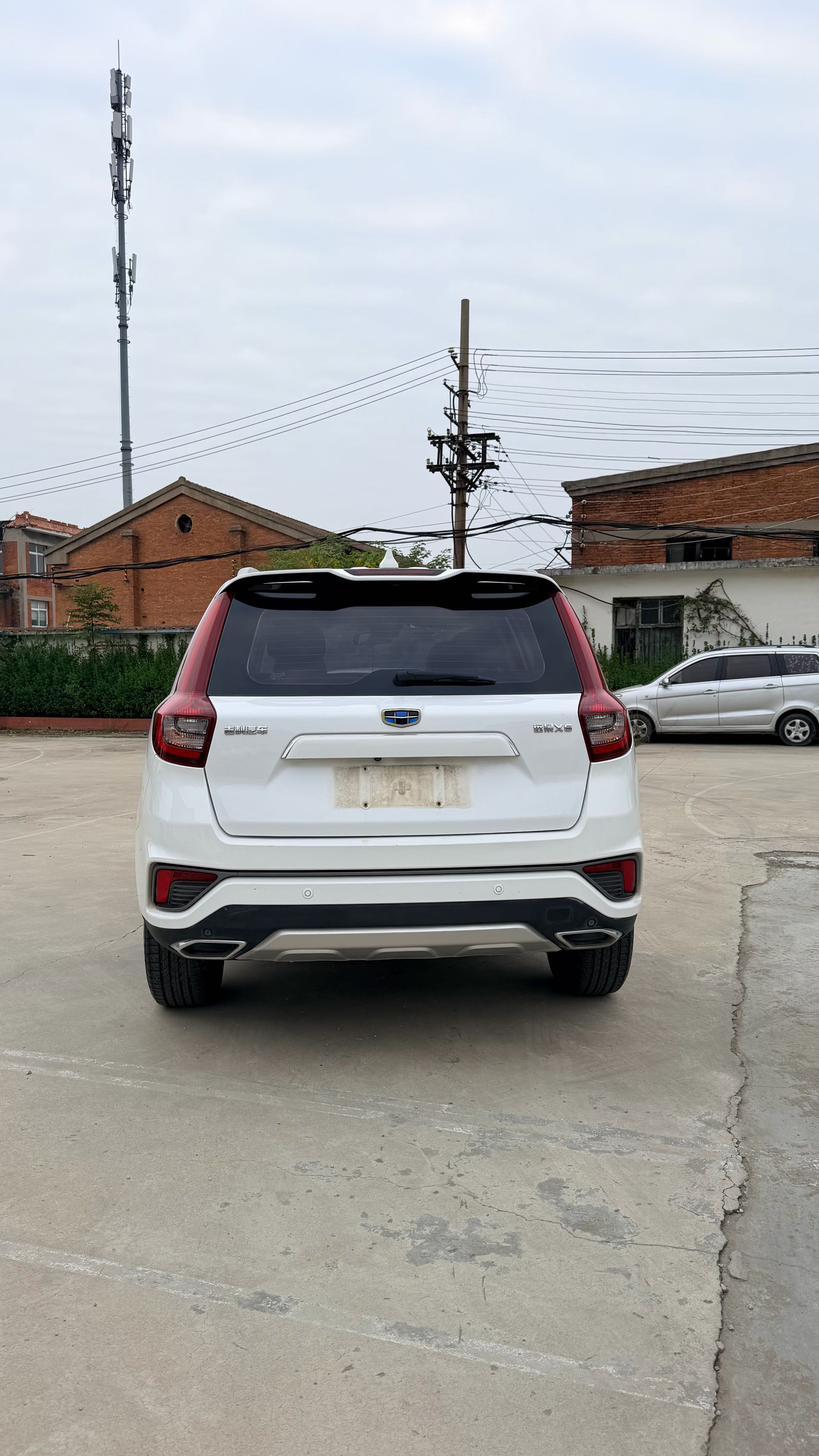 GEELY Vision X6 2019 car image #4
