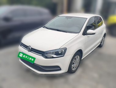 Volkswagen Polo 2016 car image 