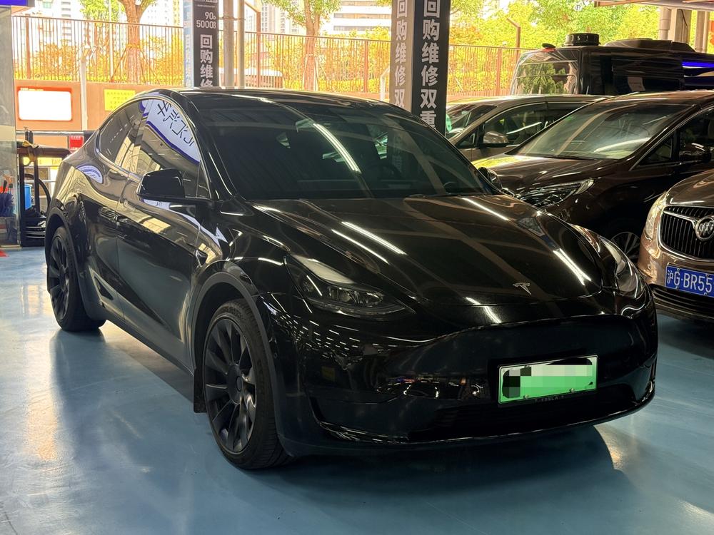 Tesla Model Y 2023 #3 Tesla Model Y 2023 car image #3
