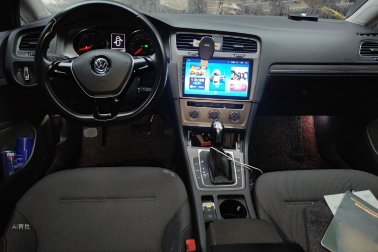 Volkswagen Golf 2017 car image #11