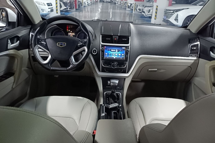 GEELY Emgrand 2015 car image #11