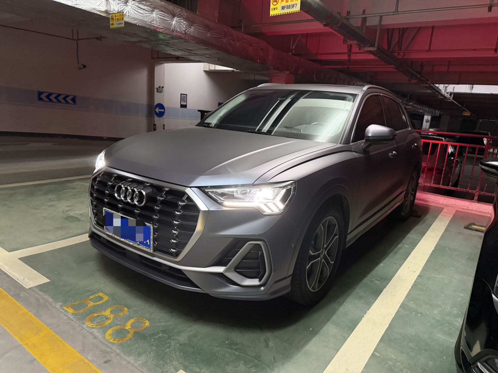 Audi Q3 2022 car image 