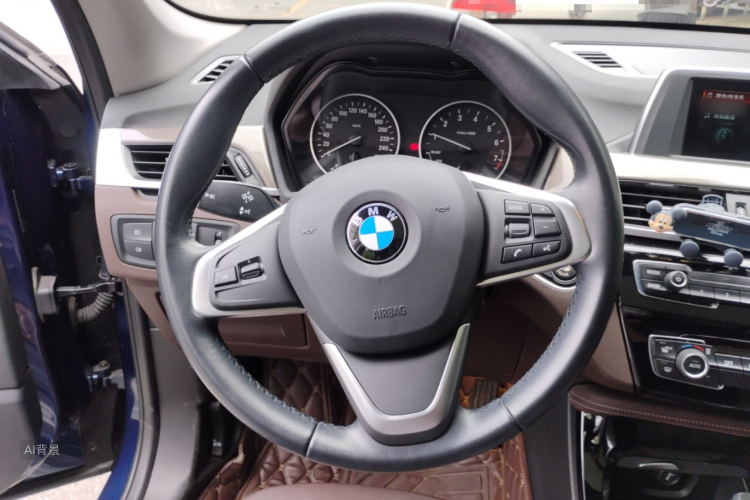BMW X1 2018 #12 BMW X1 2018 car image #12