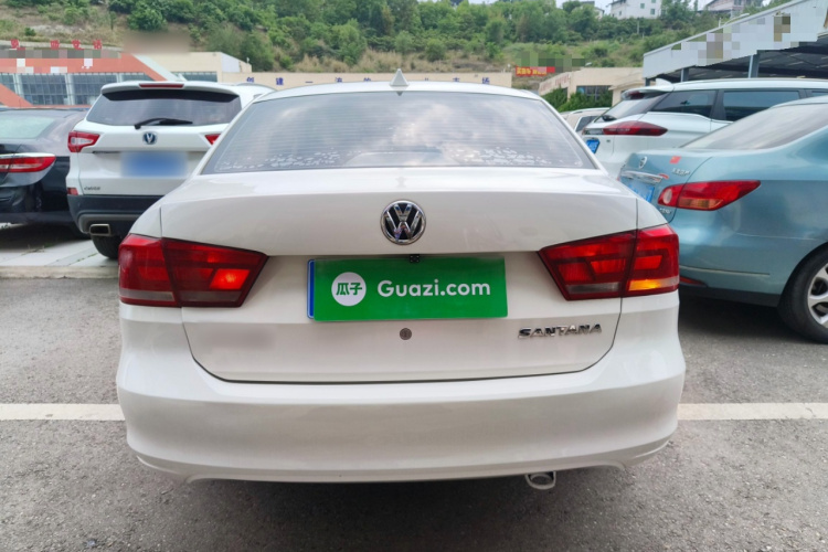 Volkswagen Santana 2015 صورة سيارة #6