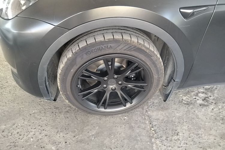 Tesla Model Y 2021 #4 Tesla Model Y 2021 immagine di auto #4