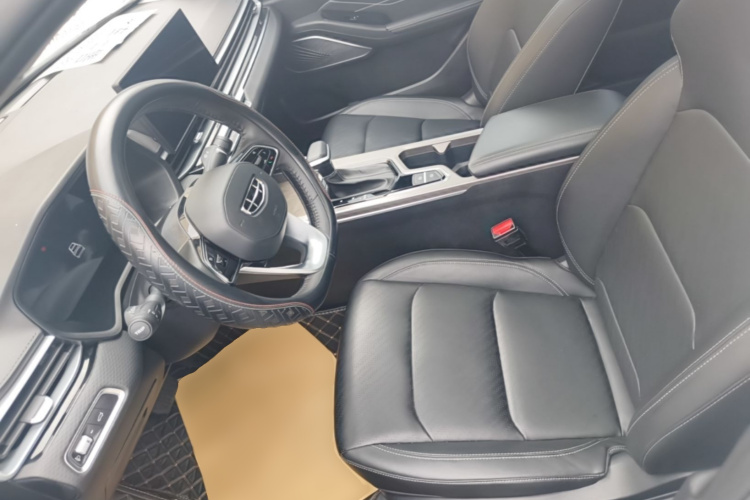 GEELY Emgrand 2024 car image #19
