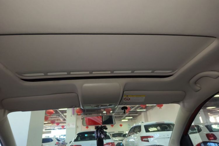 Volkswagen Polo 2016 car image #18