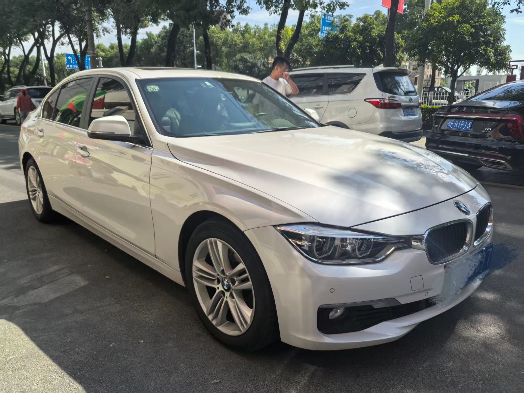 BMW 3 Series 2017 #3 BMW 3 Series 2017 car image #3