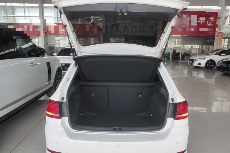 Volkswagen Santana 2017 #21 Volkswagen Santana 2017 car image #21