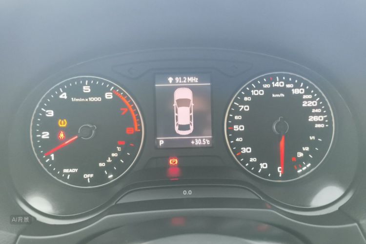Audi A3 2018 car image #13