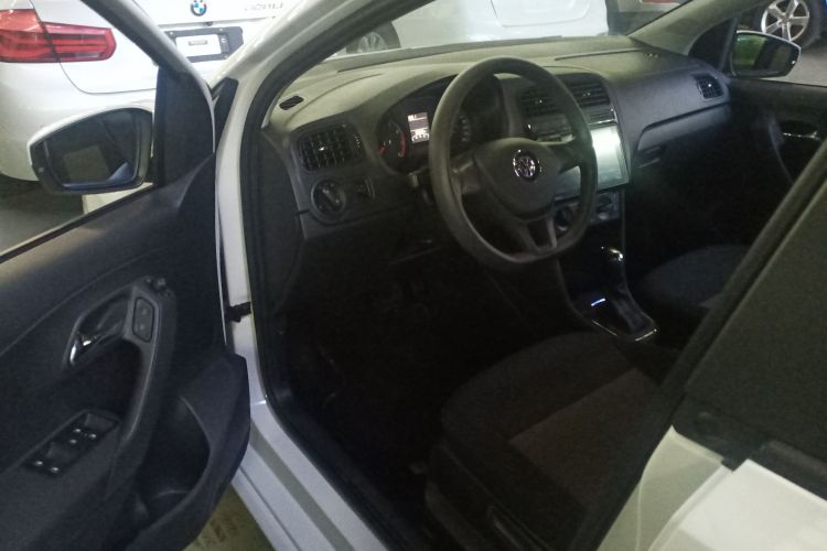 Volkswagen Polo 2019 #16 Volkswagen Polo 2019 car image #16