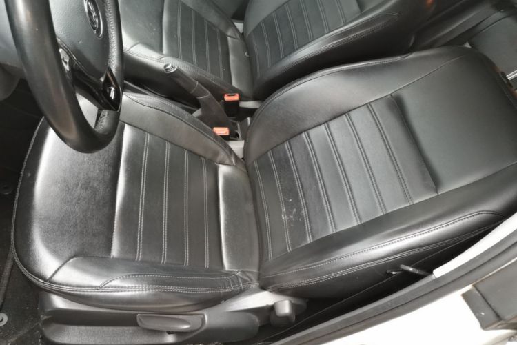 Volkswagen Polo 2017 #15 Volkswagen Polo 2017 car image #15