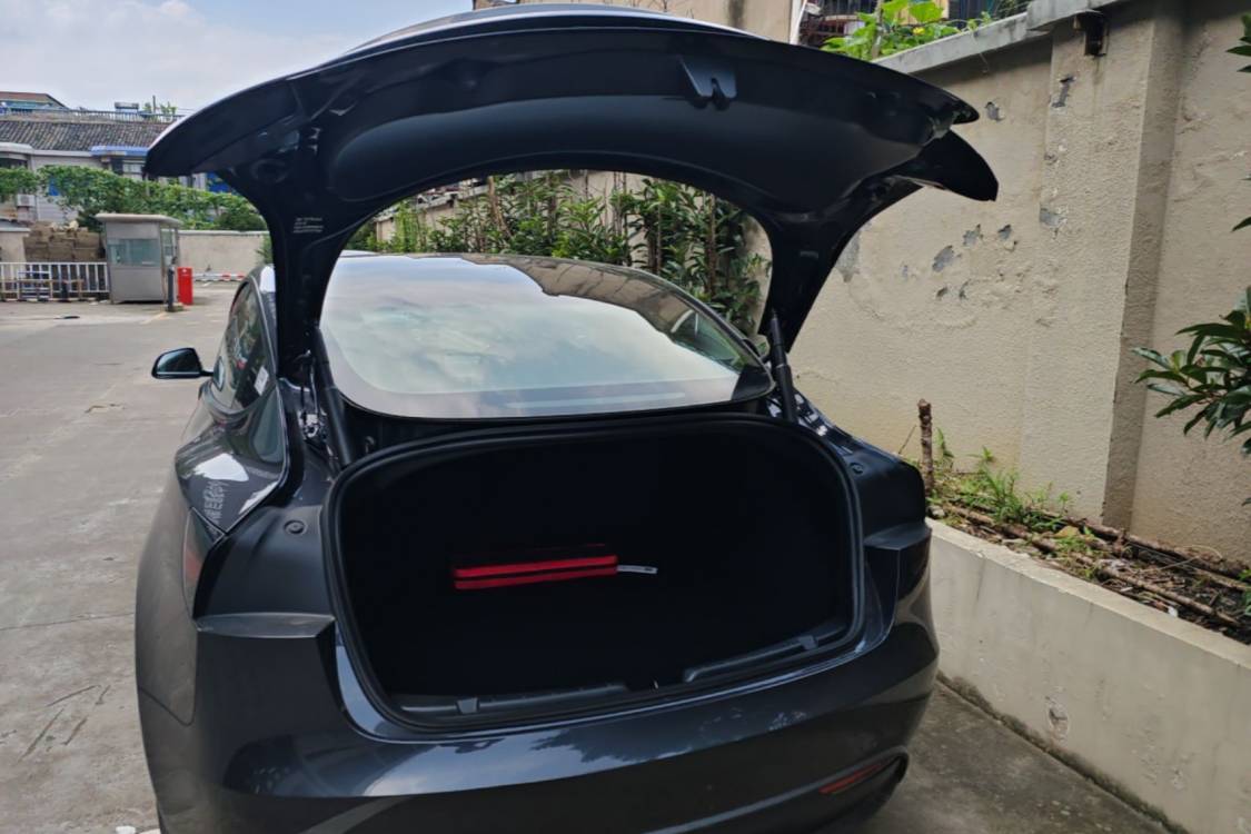 Tesla Model 3 2026 #10 Tesla Model 3 2026 immagine di auto #10