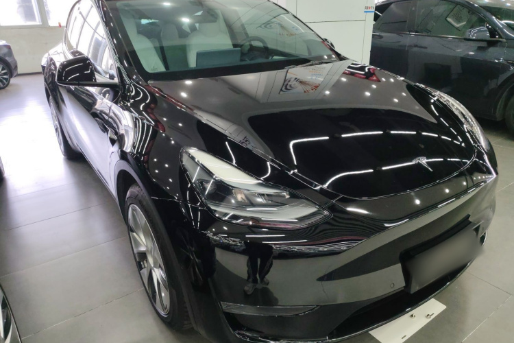 Tesla Model Y 2022 #4 Tesla Model Y 2022 car image #4