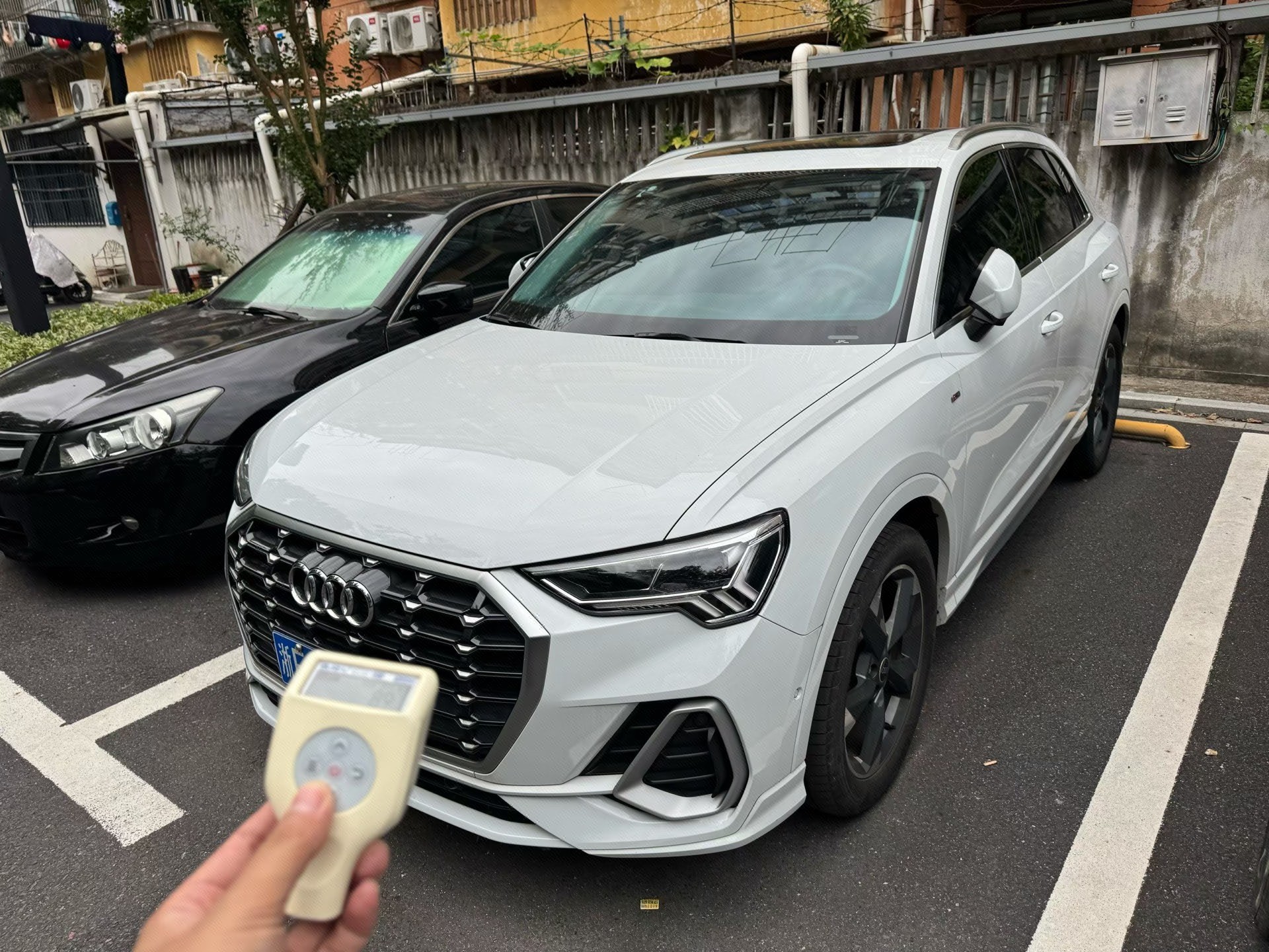 2023 2023 immagine di auto