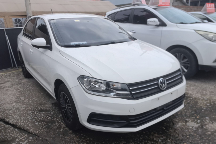 Volkswagen Santana 2021 imagen de coche #4