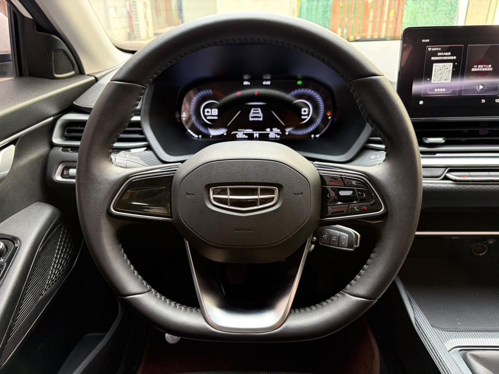 GEELY Emgrand 2022 #14 GEELY Emgrand 2022 car image #14