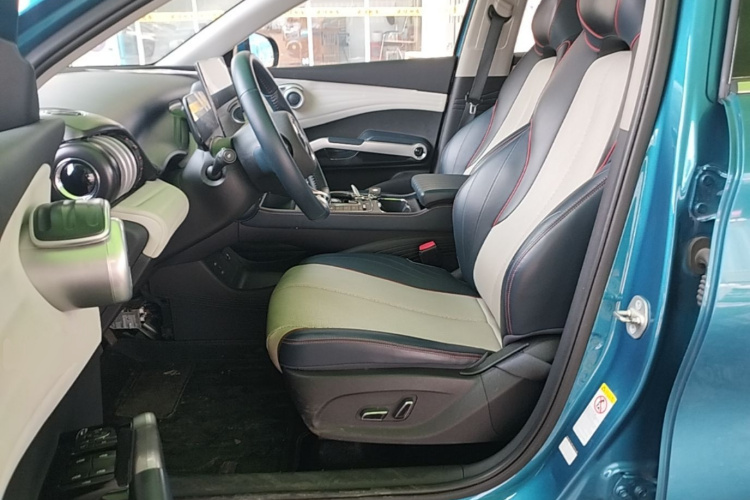 BYD Yuan Plus 2022 immagine di auto #19