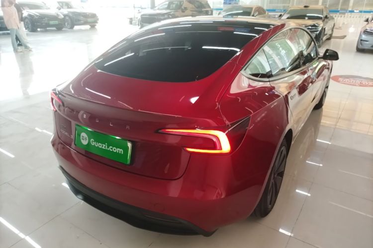 Tesla Model 3 2024 #7 Tesla Model 3 2024 car image #7