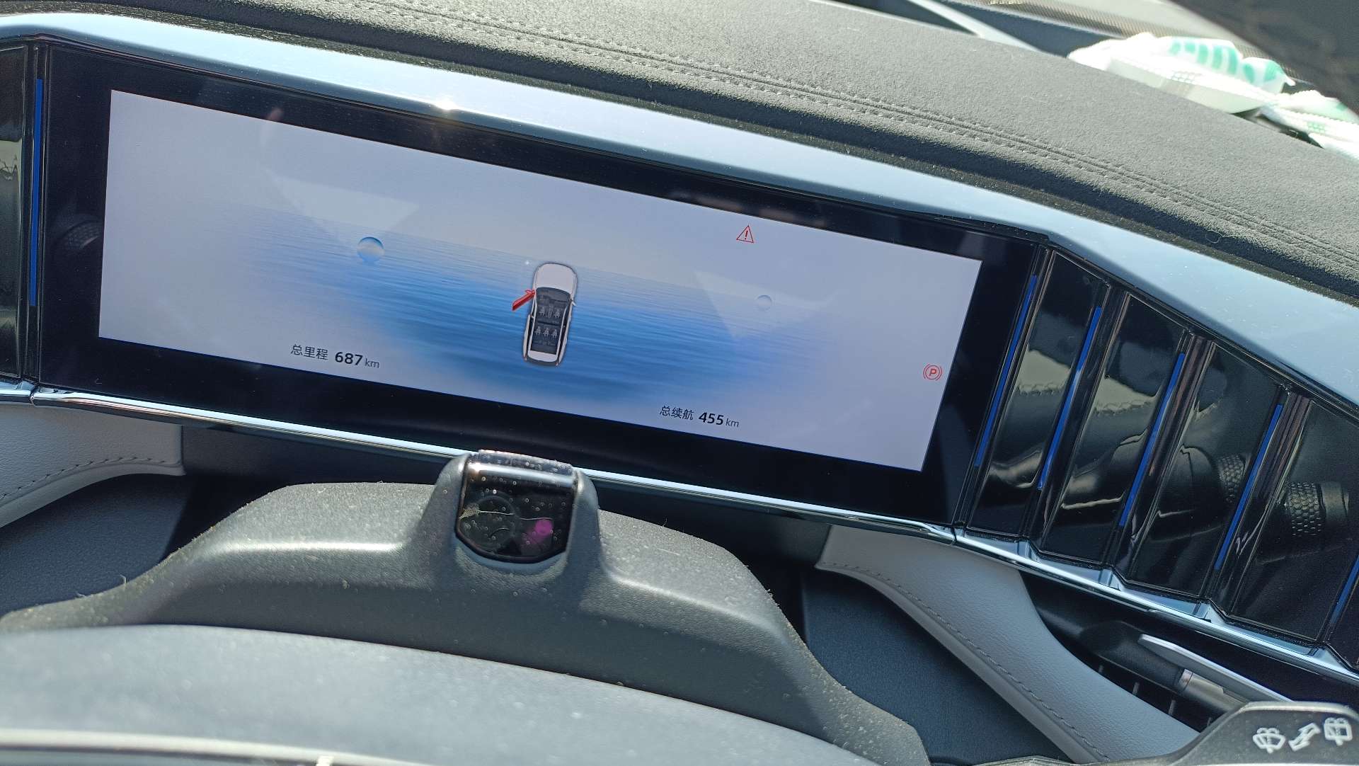 GEELY Boyue L 2025 car image #6