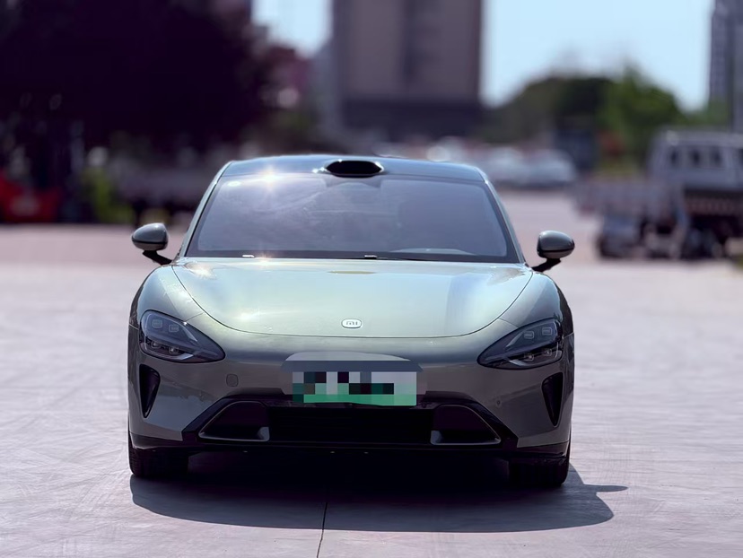 MI SU7 2025 car image #2