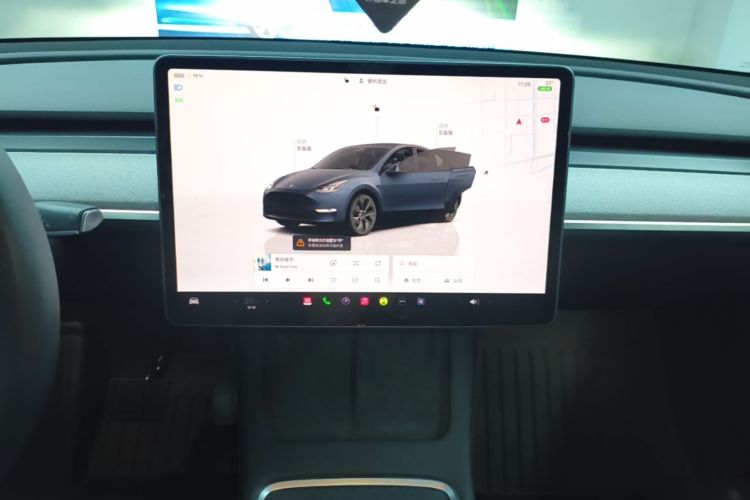 Tesla Model Y 2024 #13 Tesla Model Y 2024 immagine di auto #13