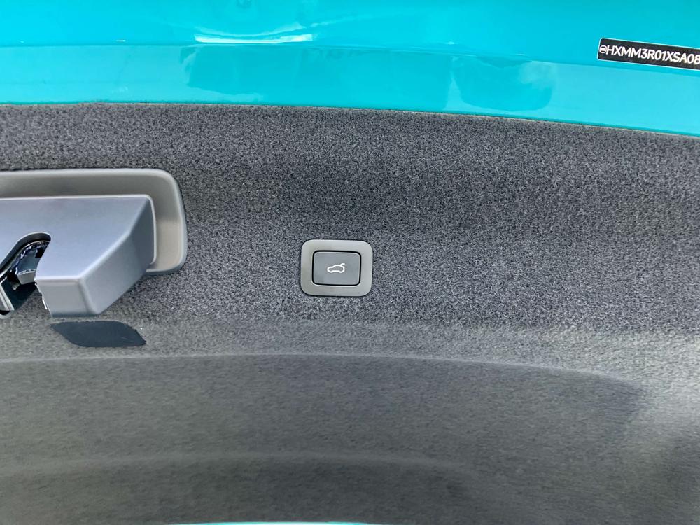 MI SU7 2025 car image #9