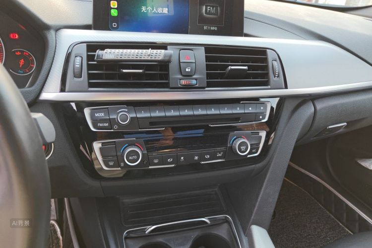 BMW 3 Series 2019 #15 BMW 3 Series 2019 immagine di auto #15