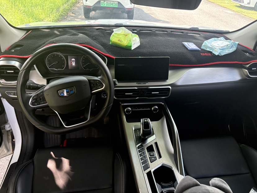 GEELY Coolray 2019 #2 GEELY Coolray 2019 car image #2