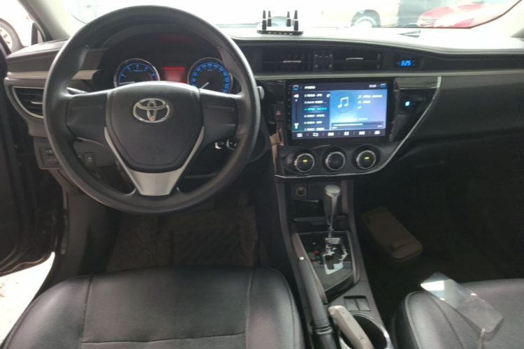 Toyota Corolla 2017 car image #10