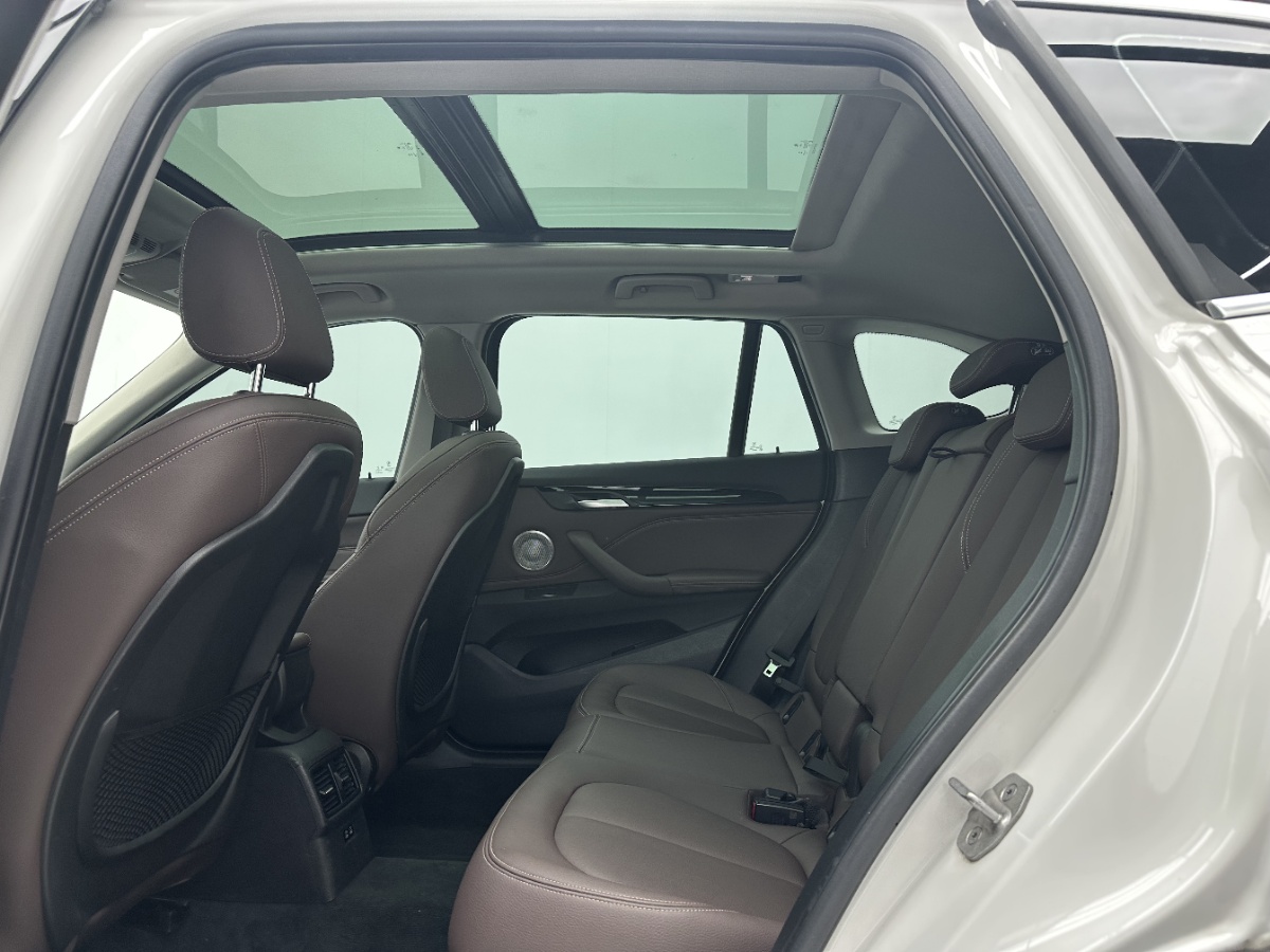 BMW X1 2022 #6 BMW X1 2022 car image #6