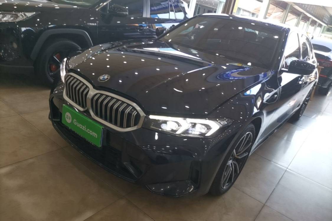 BMW 3 Series 2024 car image 