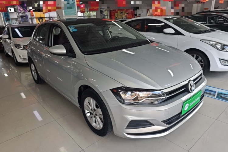 Volkswagen Polo 2020 car image #6