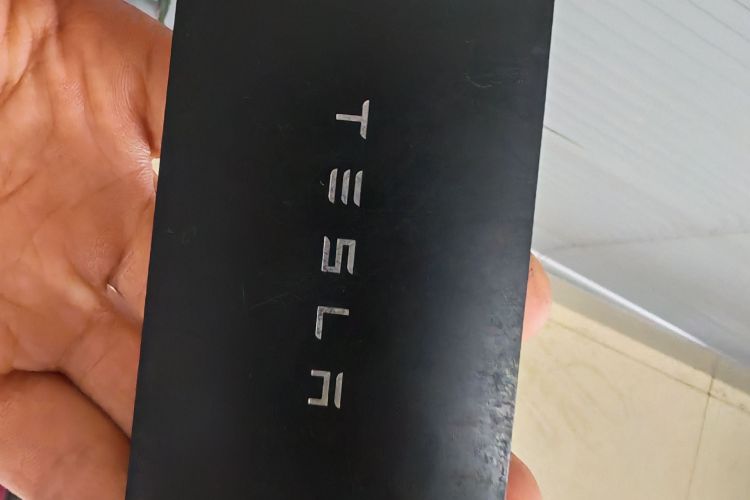 Tesla Model Y 2024 car image #9