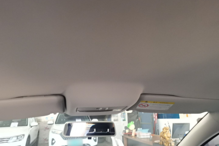 Volkswagen Polo 2016 car image #18